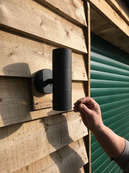 Outdoor wall light